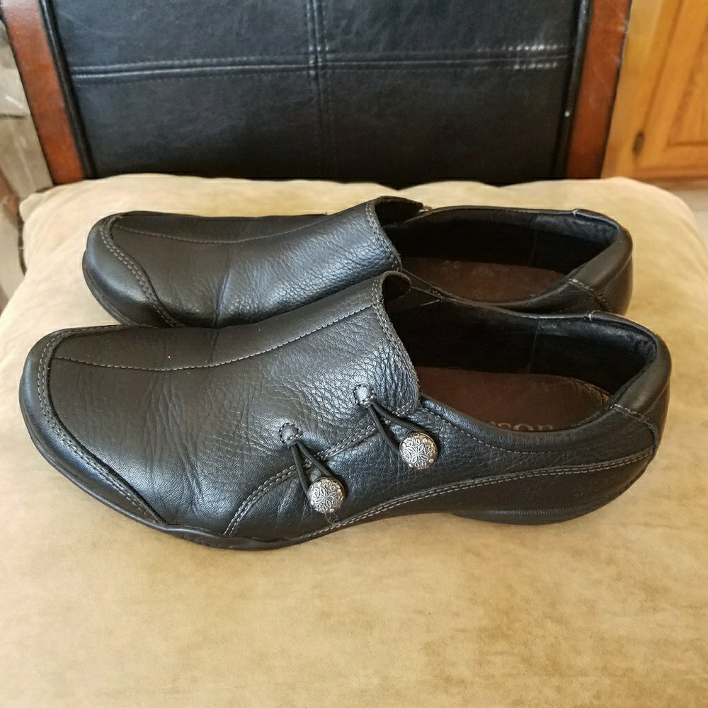 Toas Encore Loafers size 9.5 (40)